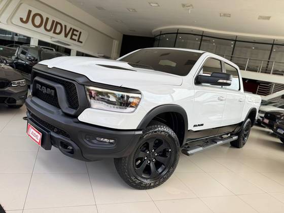 RAM 1500 5.7 V8 GASOLINA REBEL CD 4X4 AUTOMÁTICO